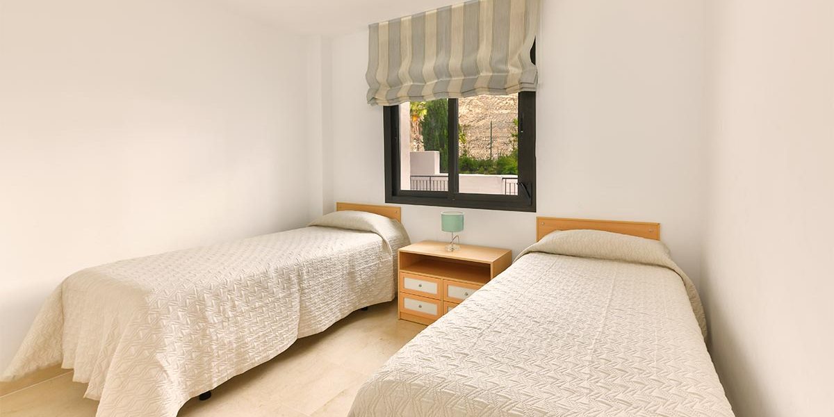 olee-holiday-rentals-apartamento-2-dormitorios-lateral-hab-2