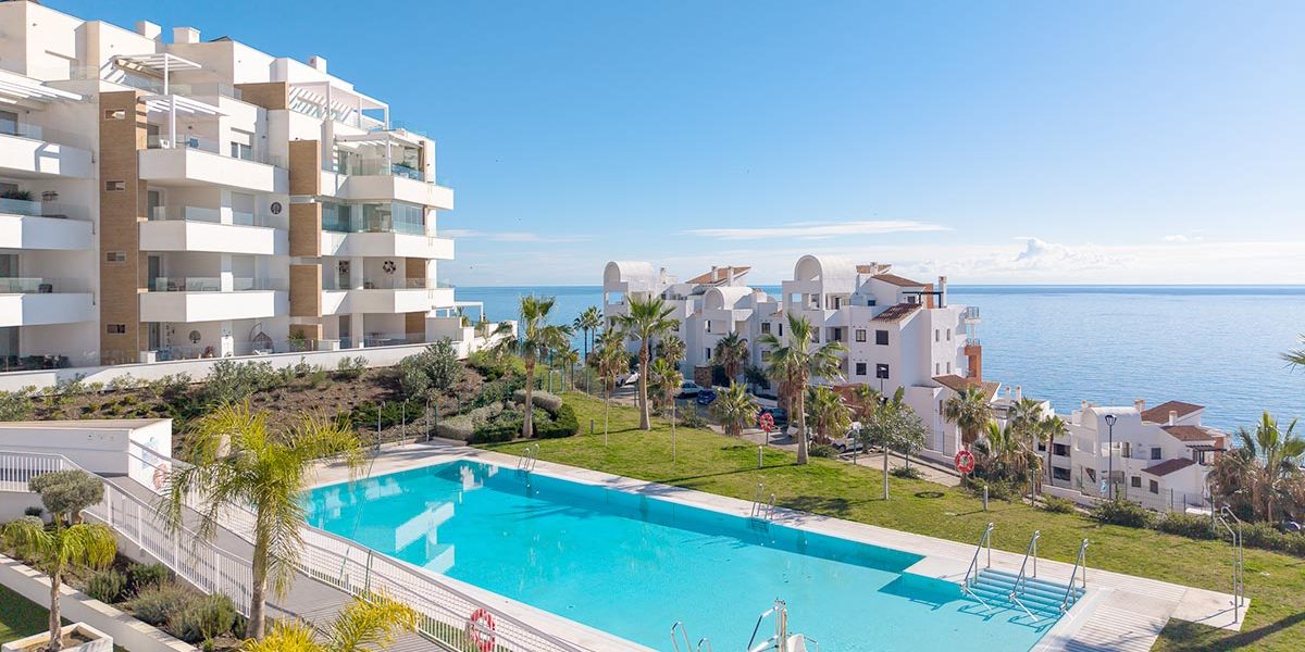 Olée Torrox Costa Holiday Apartments - pool view